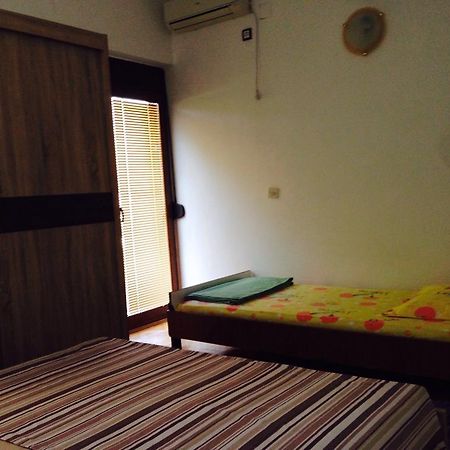 Apartments Svorcan 布德瓦 客房 照片